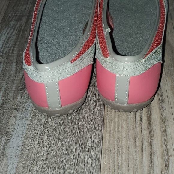 𝅺Unknown brand Flats - Picture 2 of 3